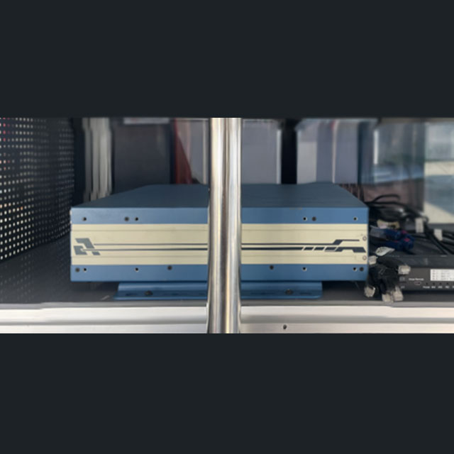 버스 안에 설치된 인지 처리 컴퓨터